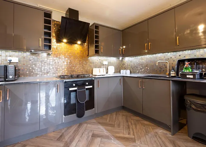 Cozy 5br 10 Beds Driveway Netflix Leeds (West Yorkshire)