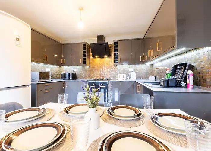 Cozy 5br 10 Beds Driveway Netflix Apartamento