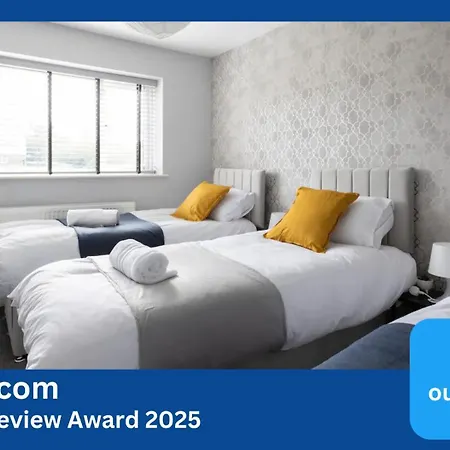 Large 5bdr Townhouse Sleeps 12 Near Free Parking